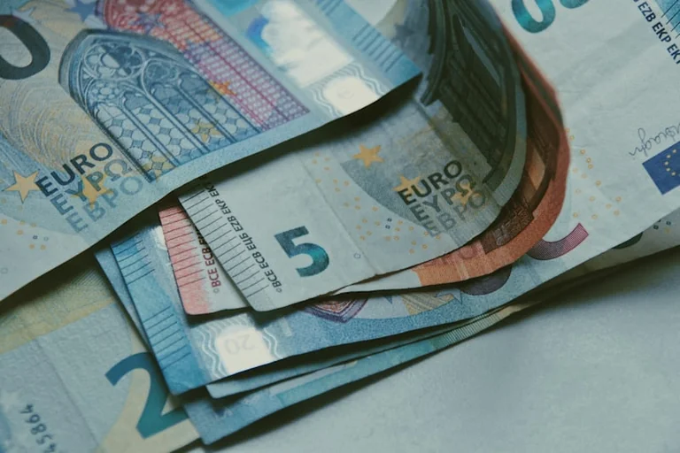 Vai ECB 10. septembrī samazinās likmes — ietekme Latvijā