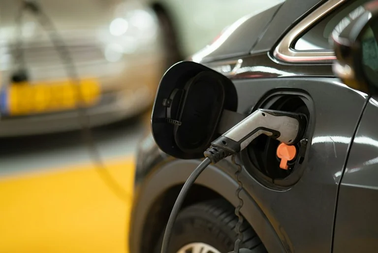 Cik maksā 100 km ar benzīna, dīzeļa un elektroauto?