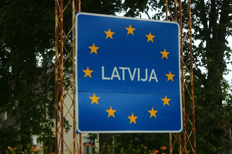 Latvijas futbola izlases izredzes uz 2028. gada EČ kvalifikāciju