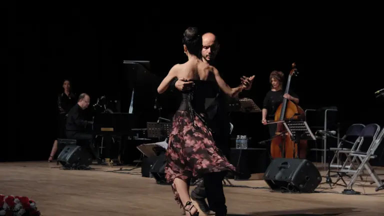Tukumā 24. oktobrī izrādīs “Tango dejo 2”