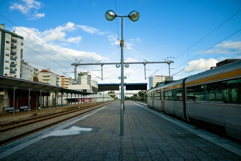 Ko var nozīmēt sapnis par nokavētu vilcienu vai autobusu