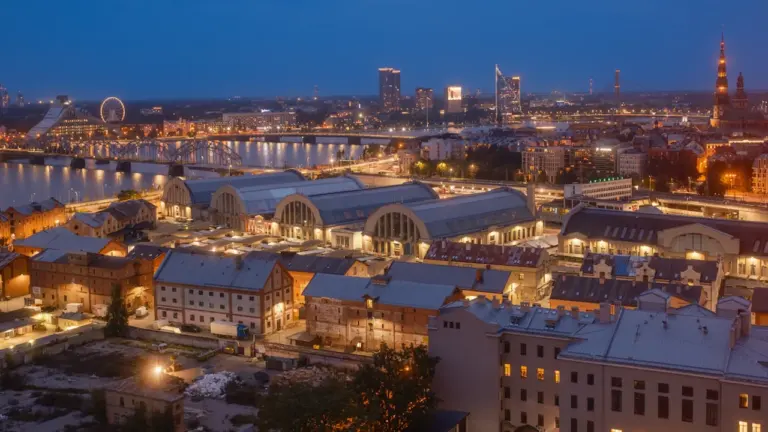 Staro Rīga 2026: ko pārbaudīt pirms vakara pastaigas